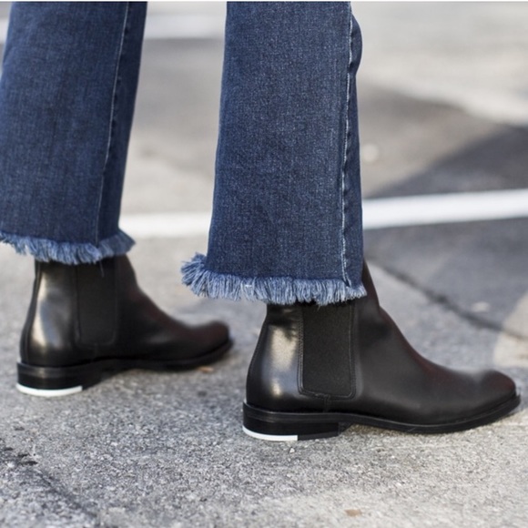 Everlane Shoes - Everlane Black Chelsea Boots